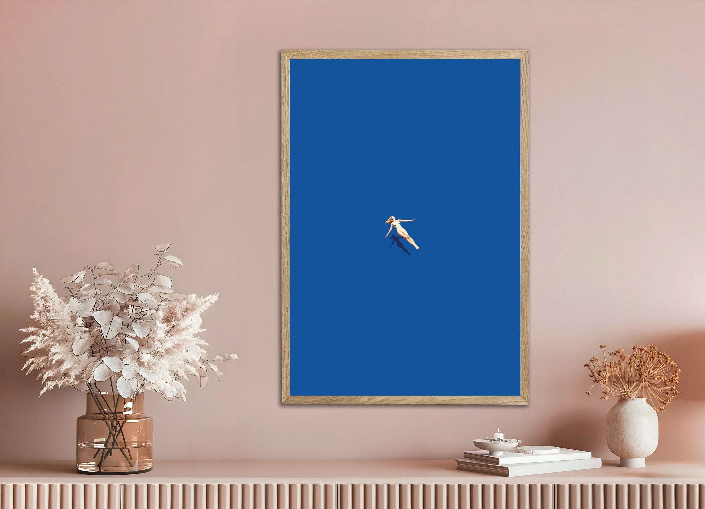 Frau schwebt auf Wasser, SPA-Poster