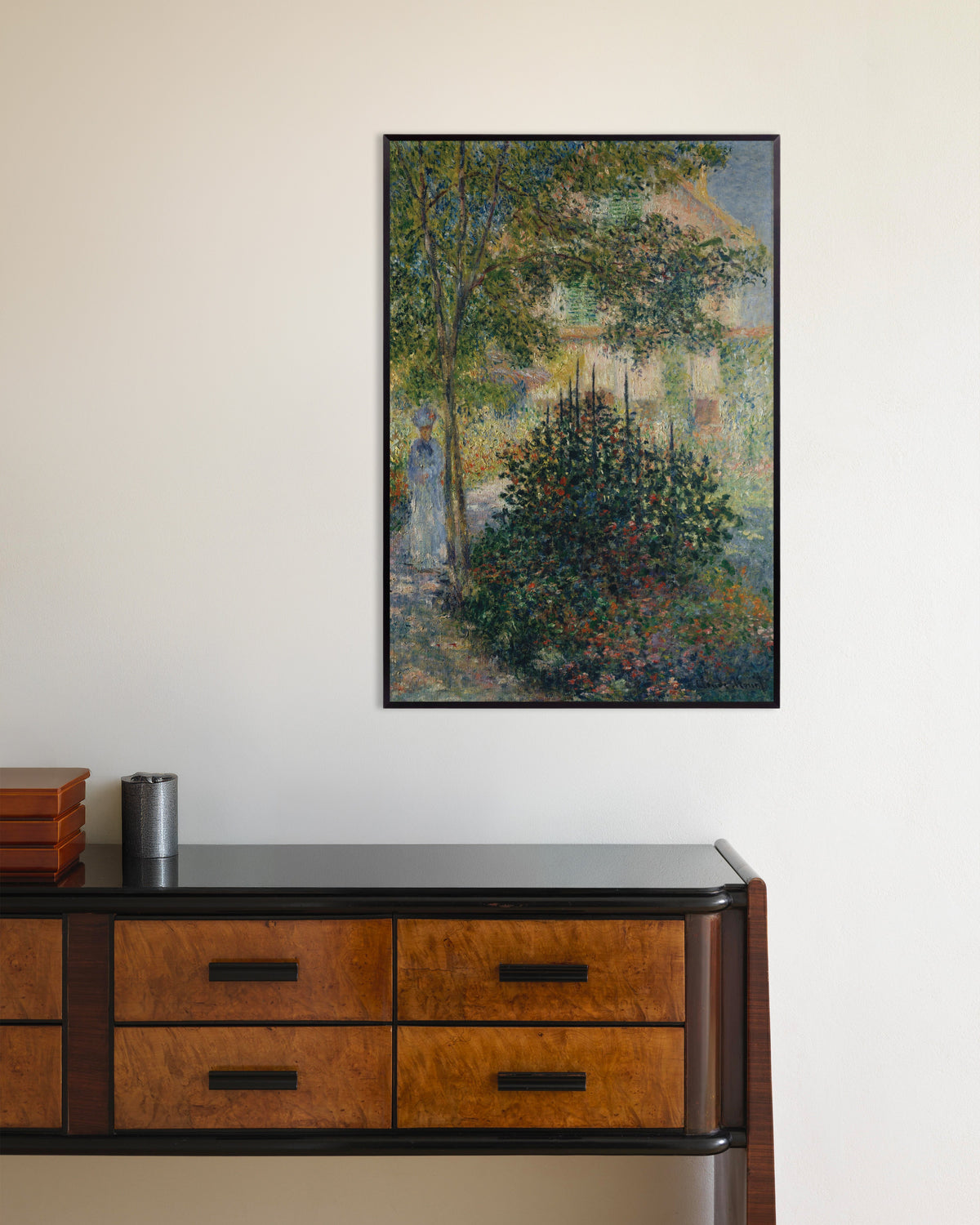 Poster Camille Monet nel giardino di Argenteuil (1876) di Claude Monet con cornice in metallo