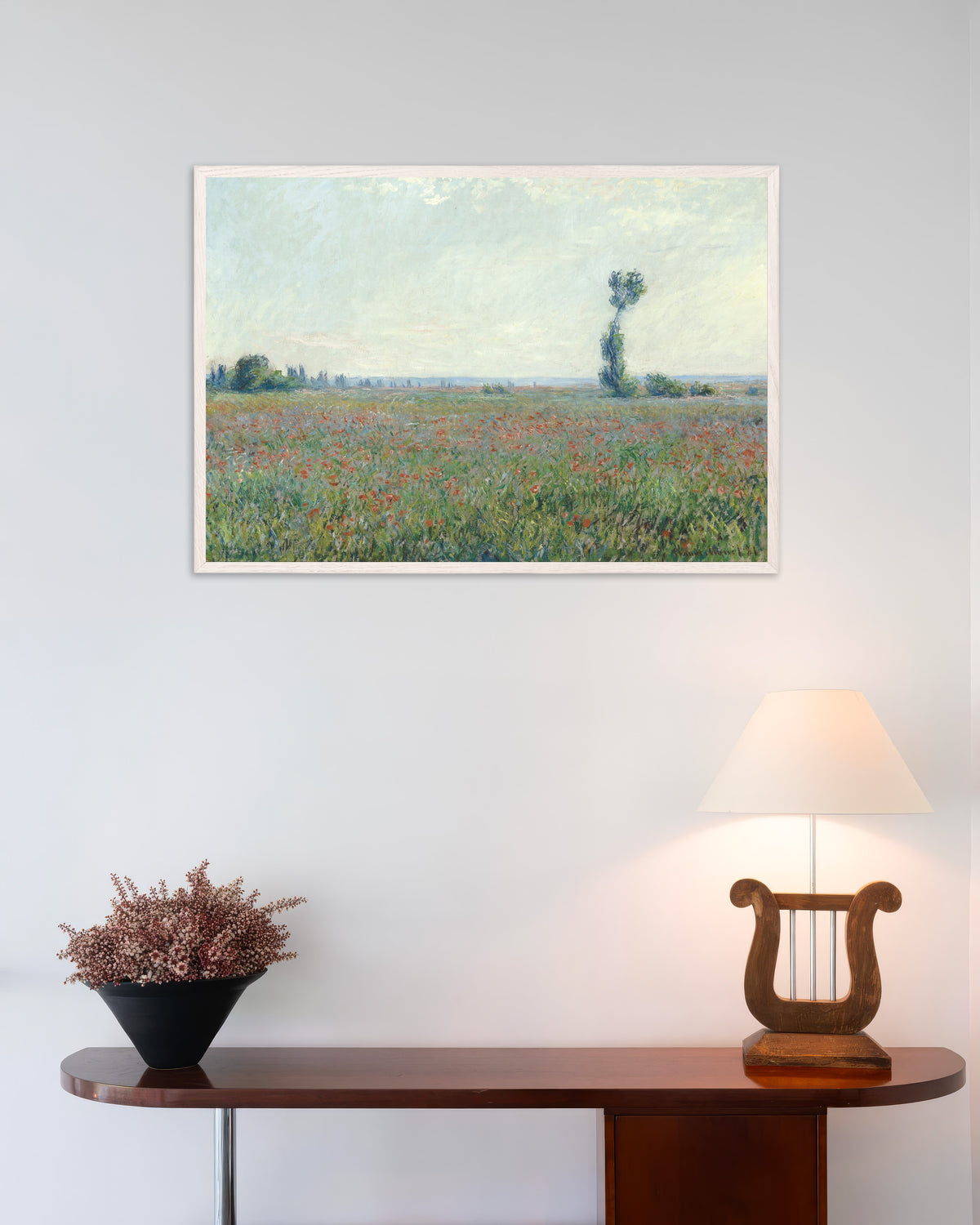 Affiche Champ de coquelicots de Claude Monet, avec un cadre en bois blanc