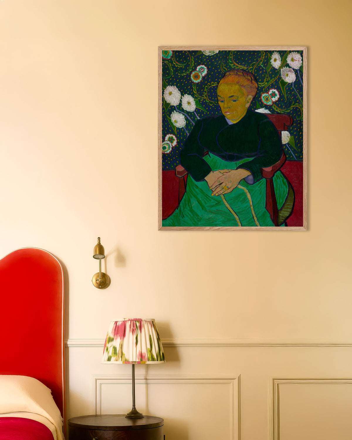 Poster di La Berceuse, Madame Roulin che dondola la culla (1889) di Vincent van Gogh, con cornice in legno naturale