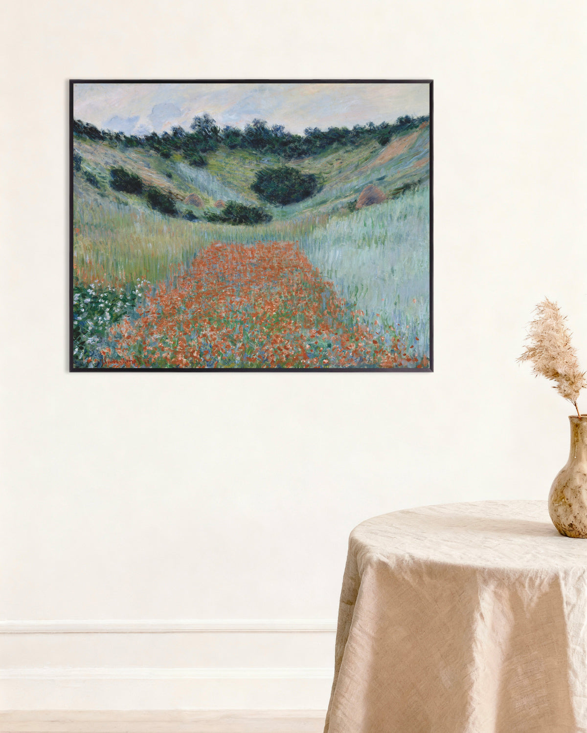 Affiche Champ de coquelicots dans un vallon près de Giverny (1885) de Claude Monet, avec un cadre en métal