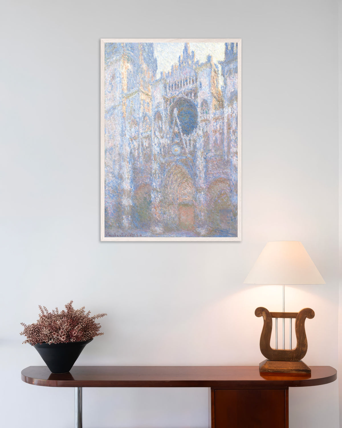 Poster La cattedrale di Rouen, facciata ovest (1894) di Claude Monet con cornice in legno bianco