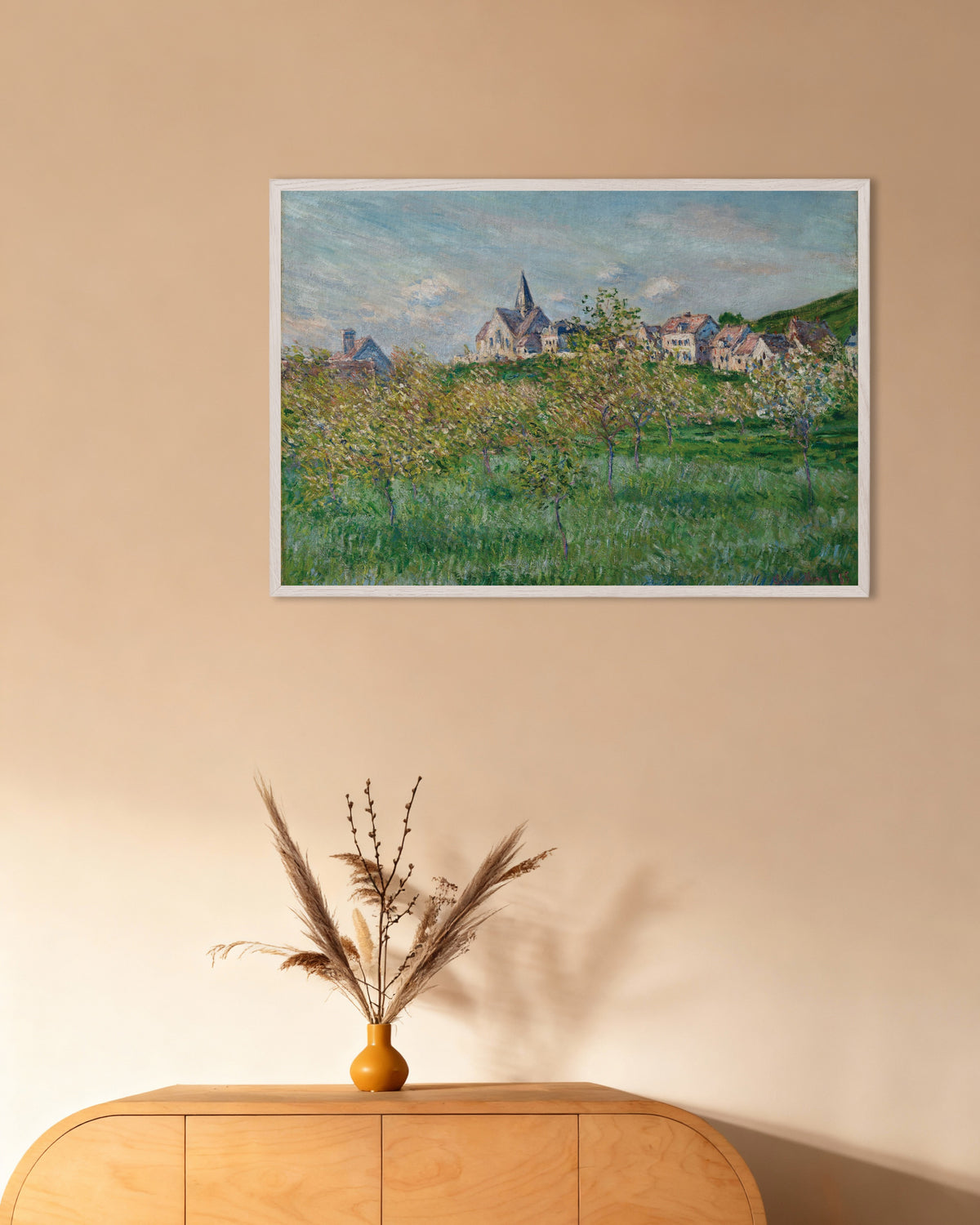 Poster Frühling in Giverny, Nachmittag (1885) von Claude Monet mit weißem Holzrahmen
