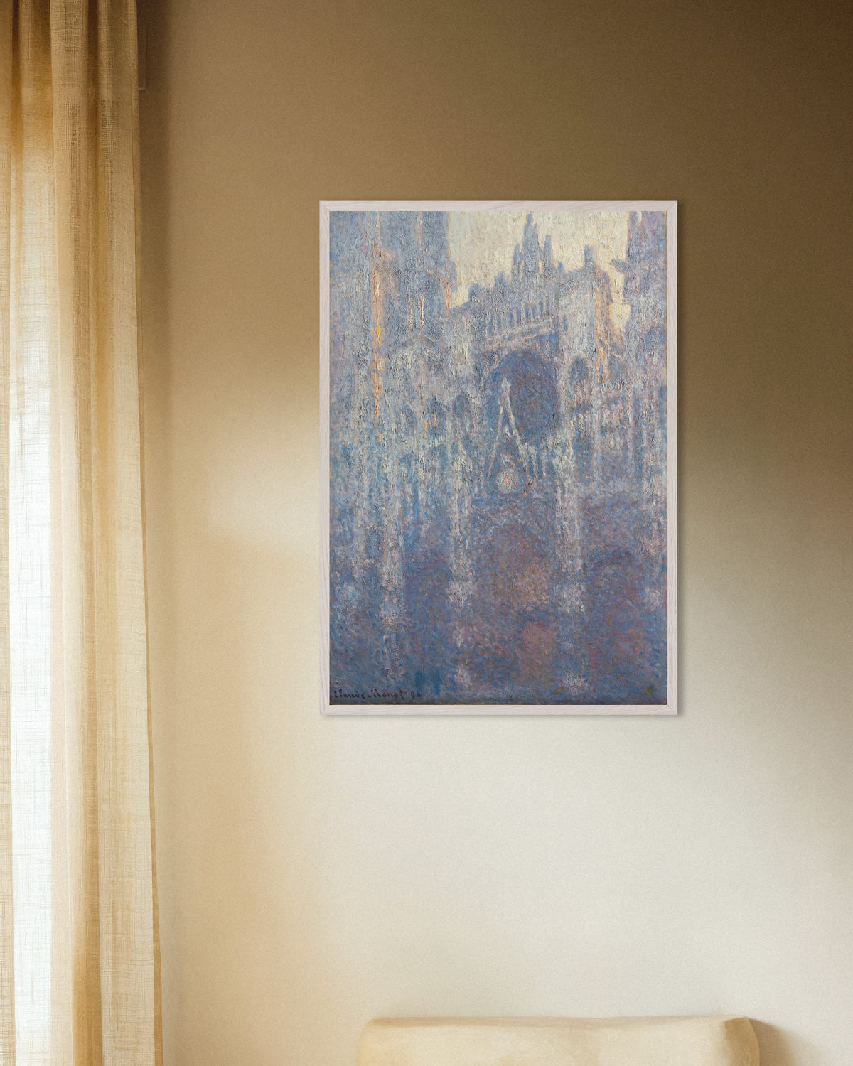Affiche Le Portail de la cathédrale de Rouen, lumière du matin (1894) de Claude Monet, avec un cadre en bois blanc