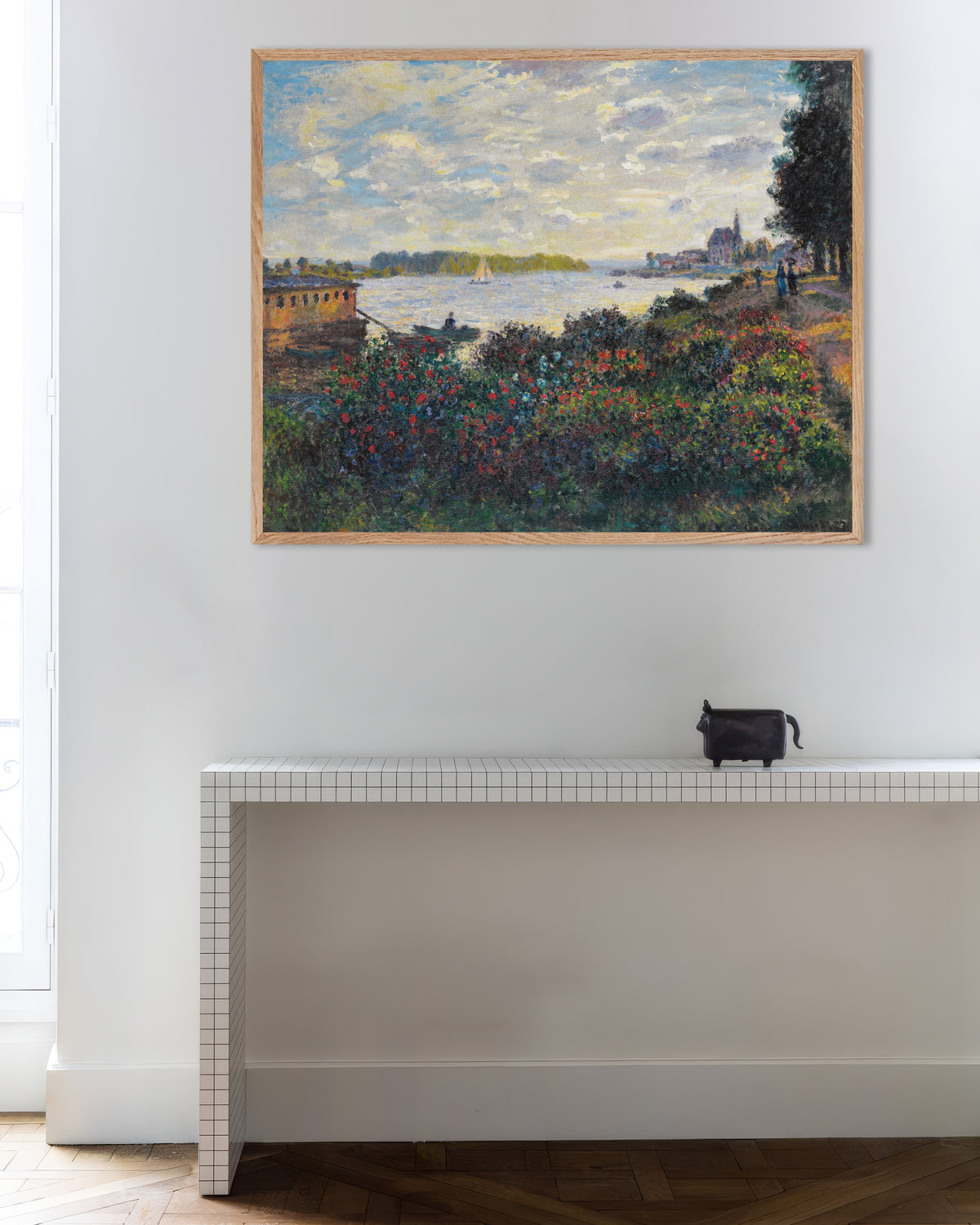 Poster La Senna ad Argenteuil (1877) di Claude Monet con cornice in legno naturale