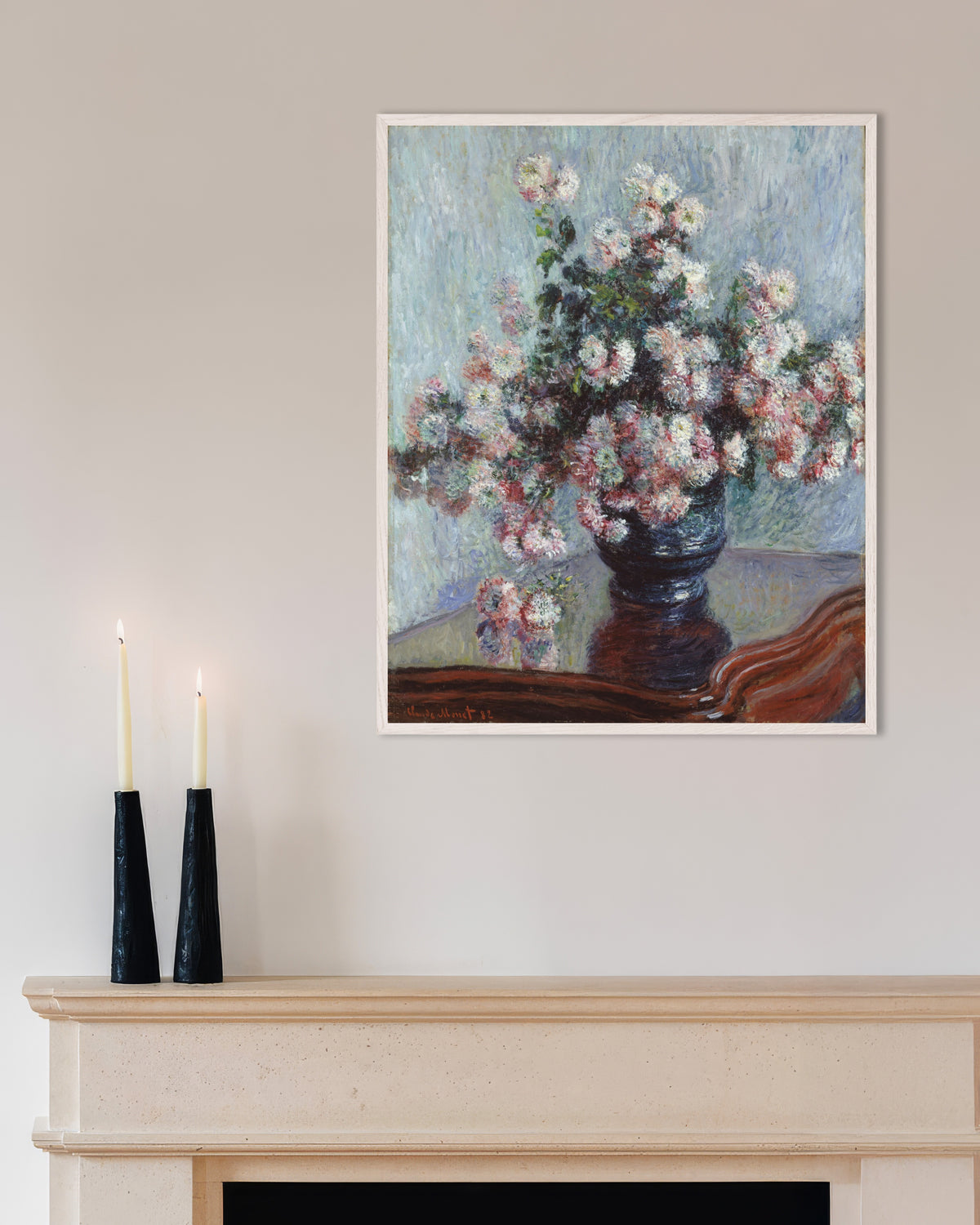 Poster Crisantemi (1882) di Claude Monet con cornice in legno bianco