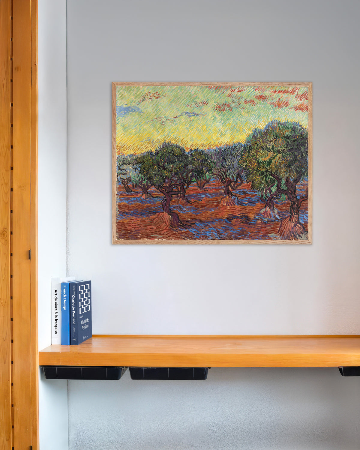 Poster di Uliveto con cielo arancione (1889) di Vincent van Gogh, con cornice in legno naturale