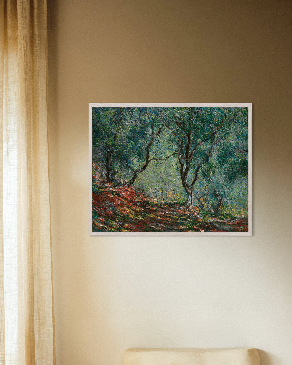 Affiche Bois d'oliviers au jardin Moreno (1884) de Claude Monet, avec un cadre en bois blanc