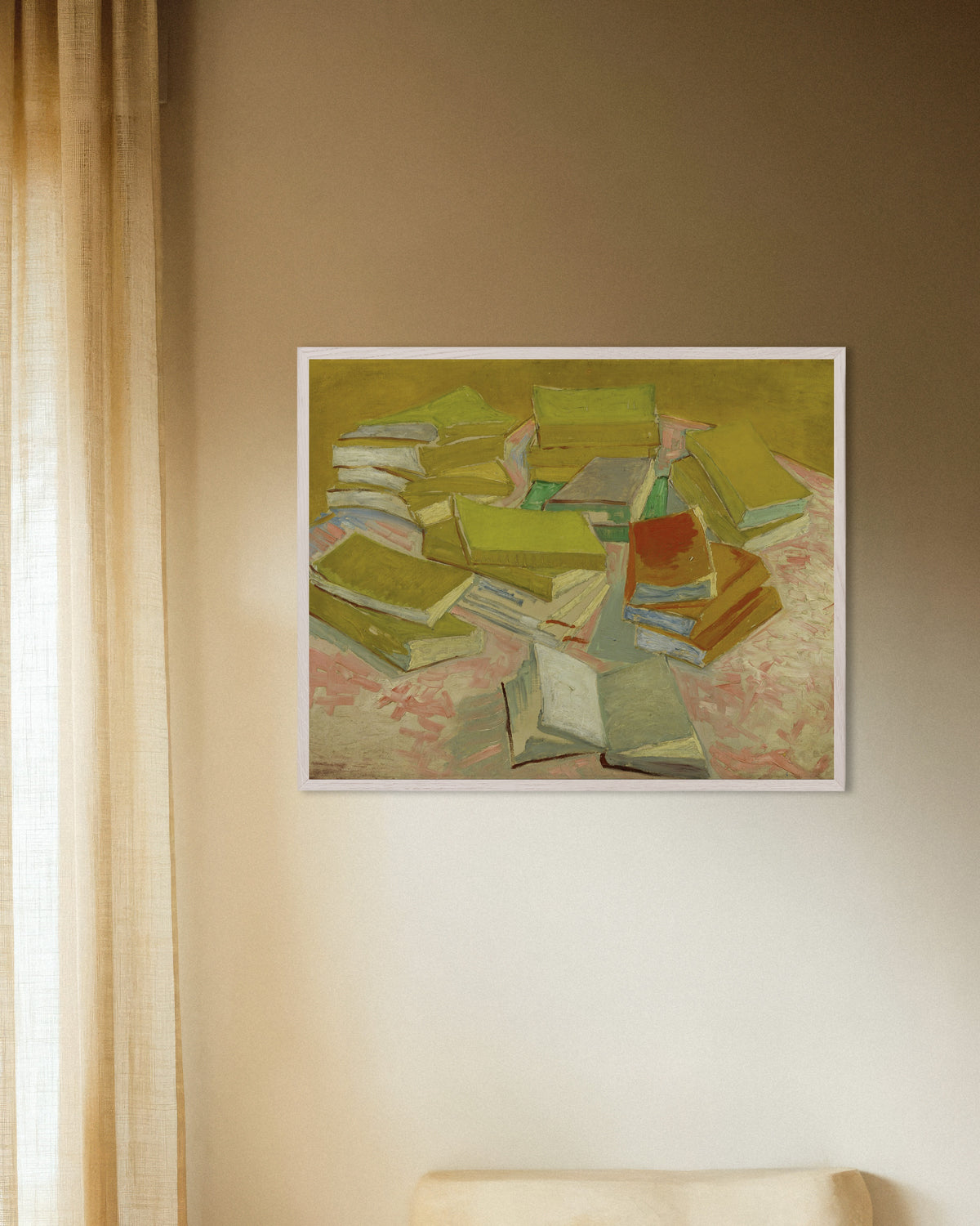 Poster Stapel französischer Romane (1887) von Vincent van Gogh, mit weißem Holzrahmen
