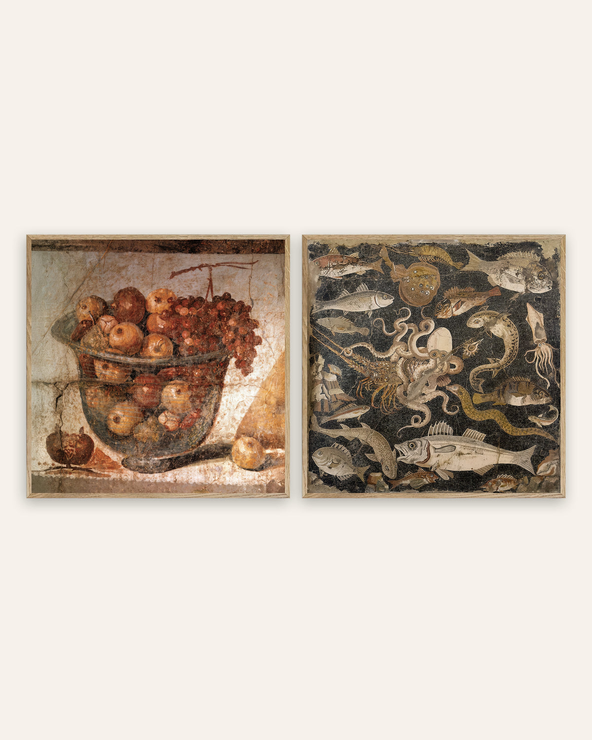 Poster cucina di Pompei, set da 2: coppa di frutta e mosaico dei pesci, con cornici in rovere naturale