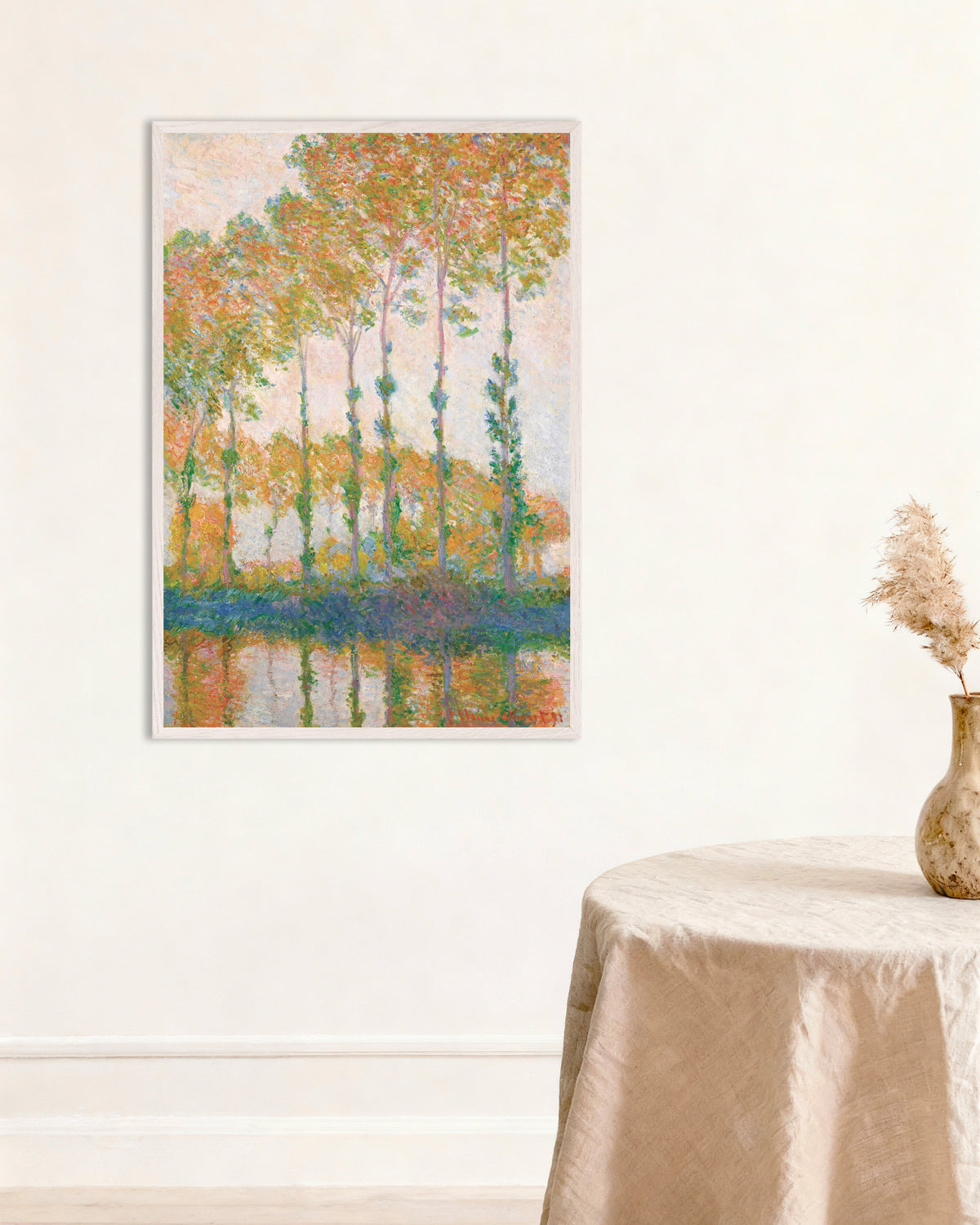 Poster Pioppi sulle rive dell'Epte, autunno (1891) di Claude Monet con cornice in legno bianco