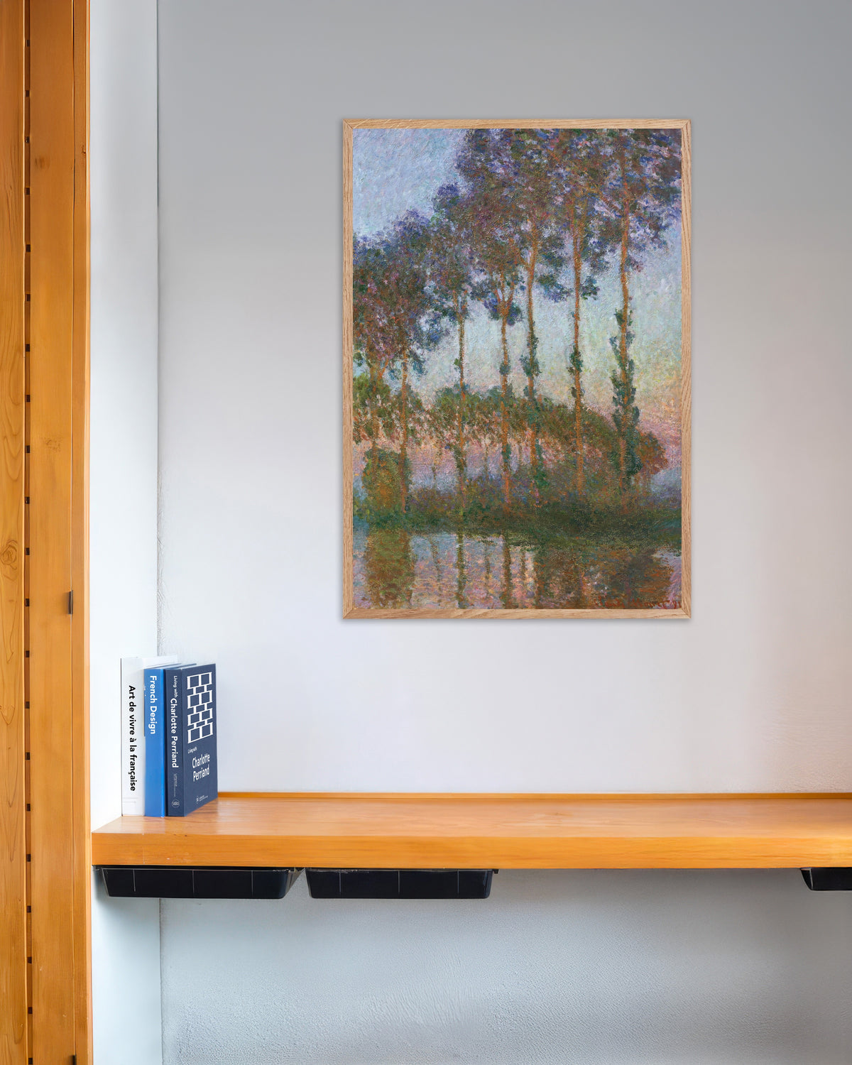 Poster Pioppi sulle rive dell'Epte, crepuscolo (1891) di Claude Monet con cornice in legno naturale