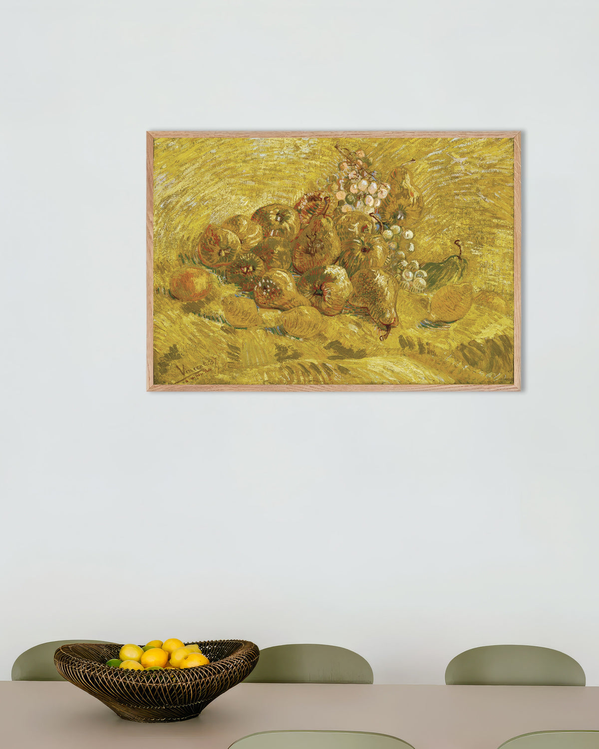 Poster di Cotogne, limoni, pere e uva (1887) di Vincent van Gogh, con cornice in legno naturale