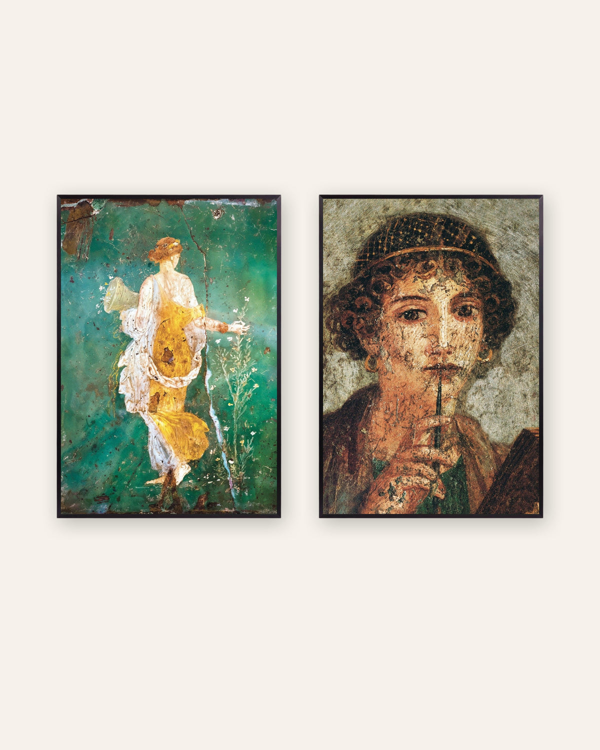 Lot de 2 affiches de fresques romaines, Flora et Sappho, cadres en métal noir