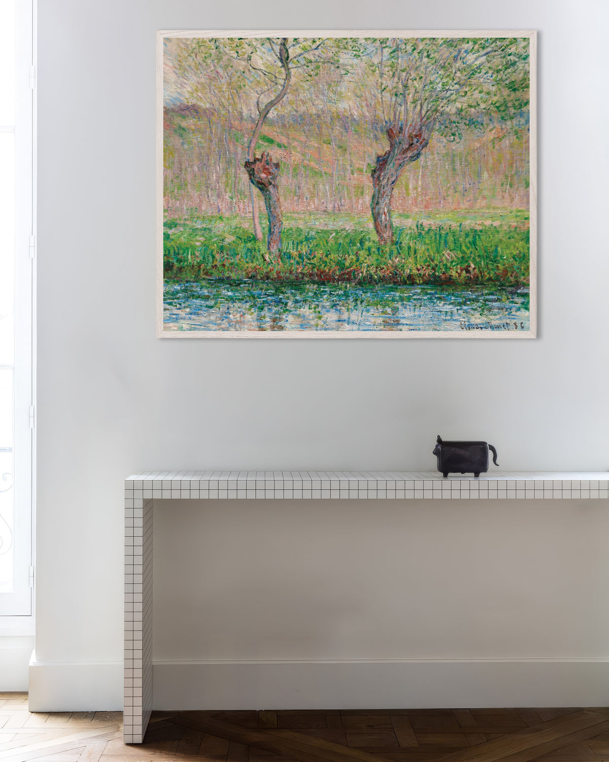 Poster Frühling, Weiden (1885) von Claude Monet mit weißem Holzrahmen