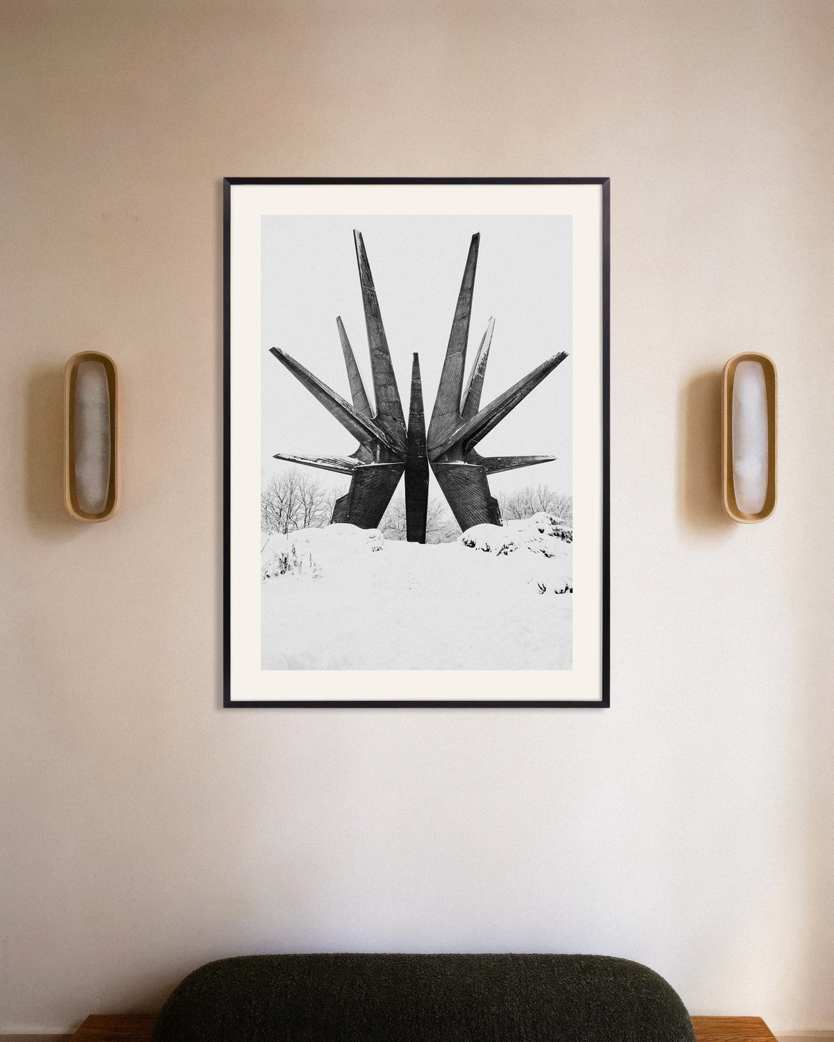 Poster „Sterndenkmal im Schnee“ mit Metallrahmen