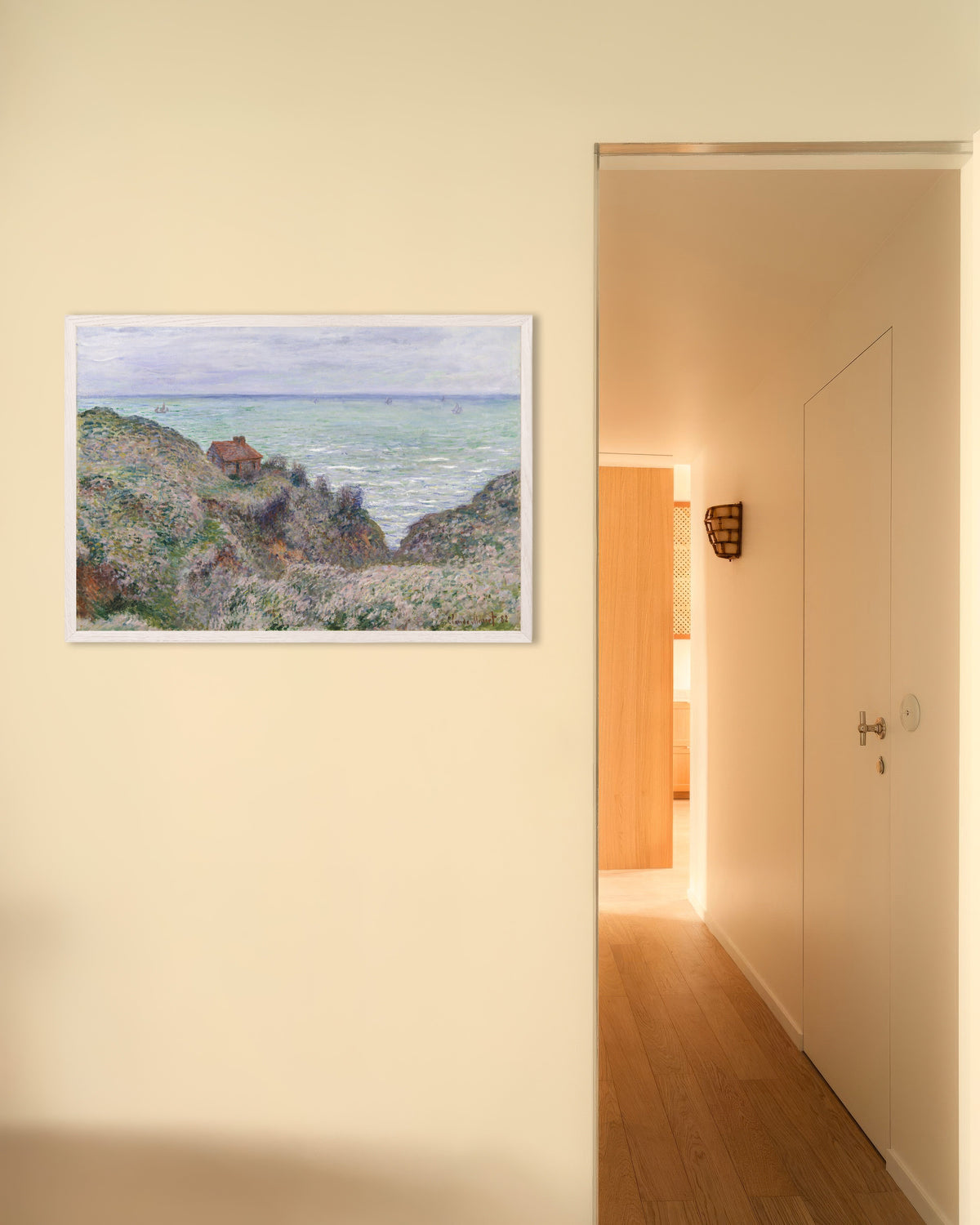 Affiche La Cabane du douanier (1882) de Claude Monet, avec un cadre en bois blanc